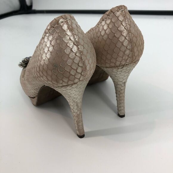 VERA WANG LAVENDER Leather Scale Pumps Jewel Embellished - Picture 4 of 8